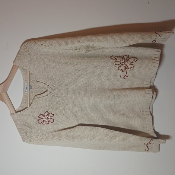 Vintage floral Cream  Sweater - Picture 2 of 9